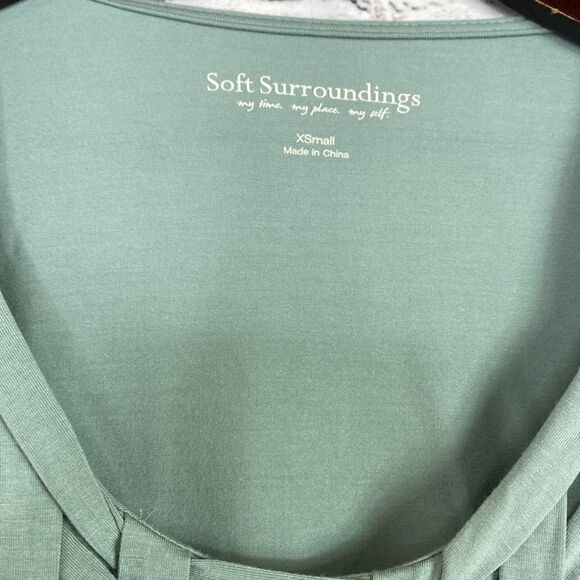 Soft Surroundings Lattice Pintuck Pleated Top XS - Picture 4 of 9